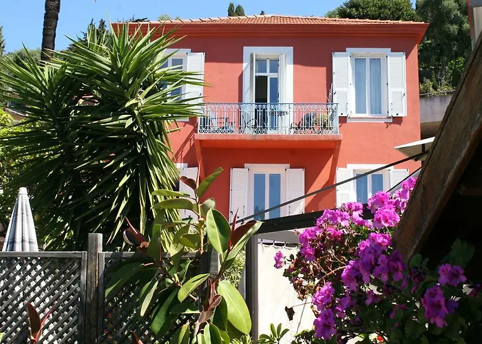 Hôtel La Villa Patricia - Charme et Tradition